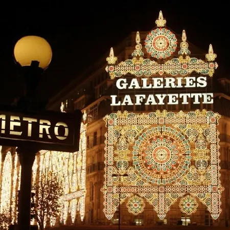 35 - Luxury Flat Grands Boulevards شقة