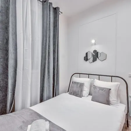35 - Luxury Flat Grands Boulevards