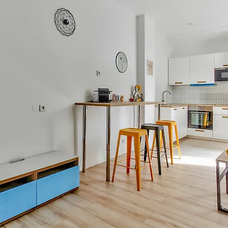35 - Luxury Flat Grands Boulevards