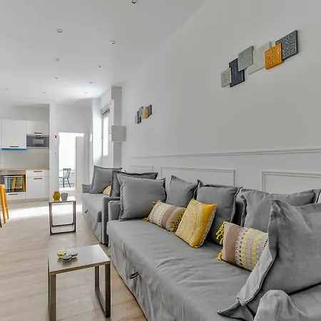 35 - Luxury Flat Grands Boulevards Paříž
